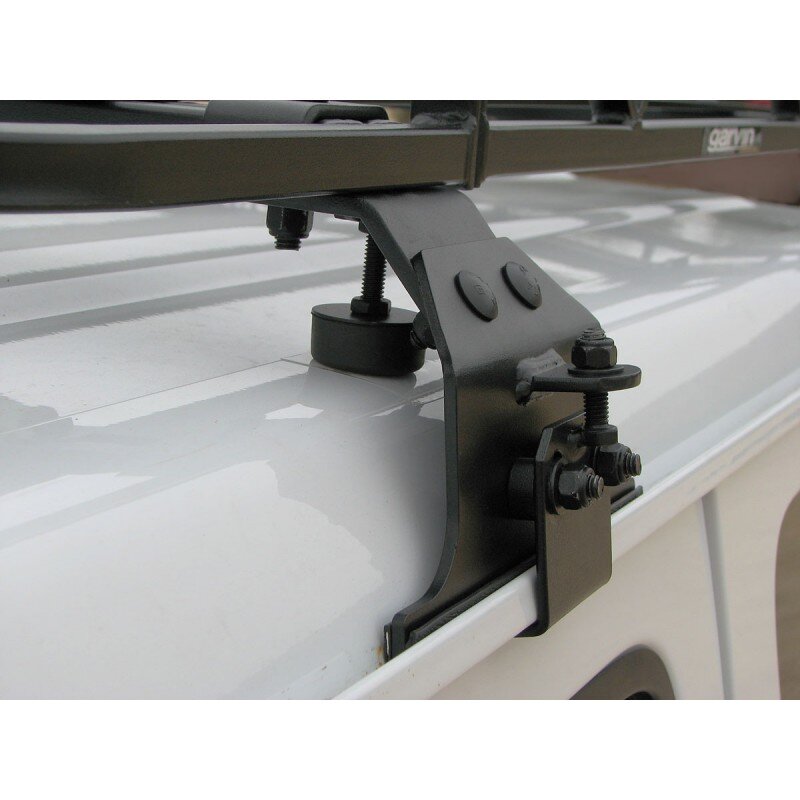 Garvin Jeep Wrangler JL 4 door with model number 20034 gutter mounted cargo basket, gutter clamp
